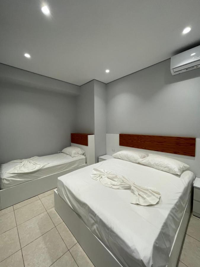 Emerald Inn Apartments Orikum Extérieur photo